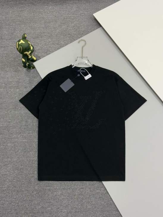 Picture of Louis Vuitton T Shirts Short _SKULVS-XLm6tx347301